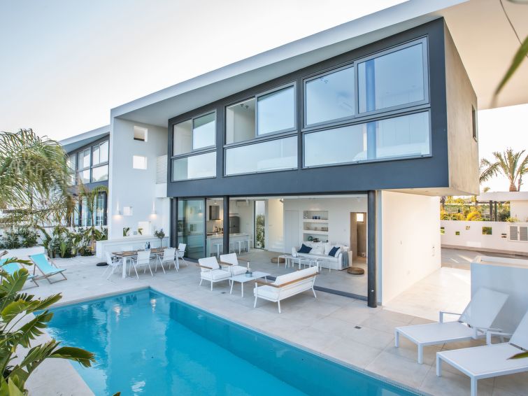 Neue, Moderne 3-schlafzimmer-villa Mit Privatem Pool - Agia Napa