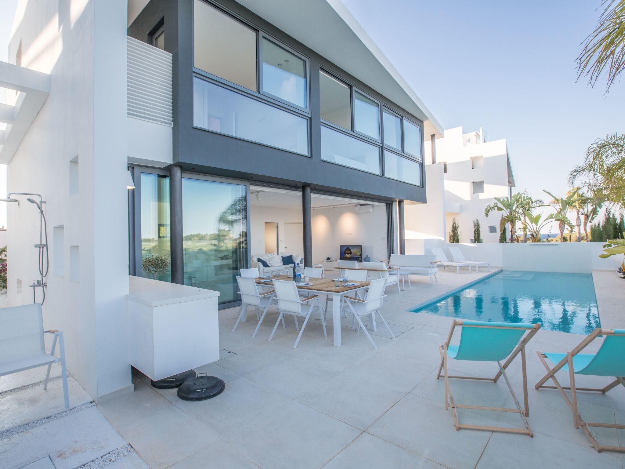 Neue, moderne 3-Schlafzimmer-Villa mit privatem Pool