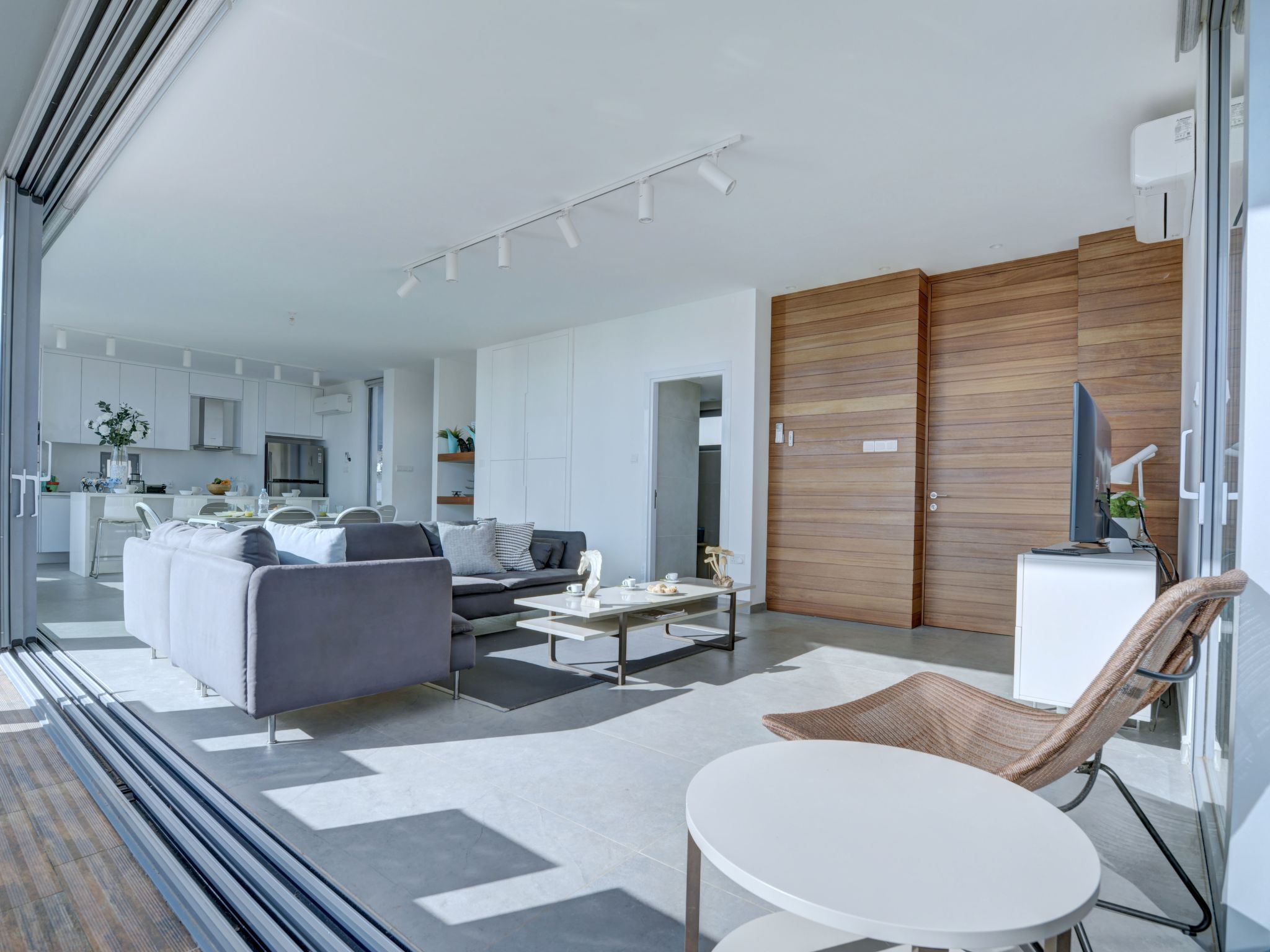 Protaras Ferienvilla mit privatem Pool, Whirlpool-Image-tags.info