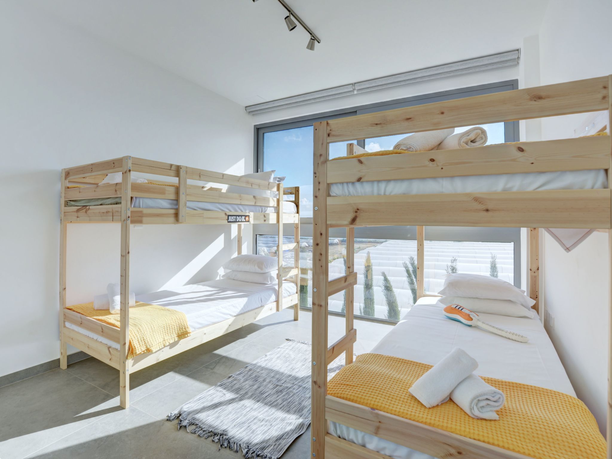 Protaras Ferienvilla mit privatem Pool, Whirlpool-Image-tags.info