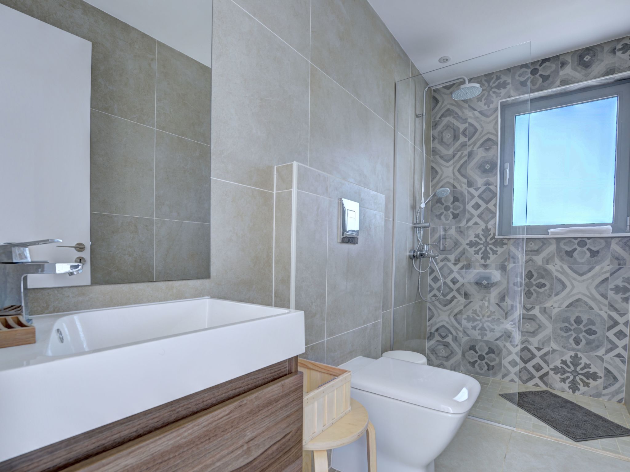 Protaras Ferienvilla mit privatem Pool, Whirlpool-Image-tags.info