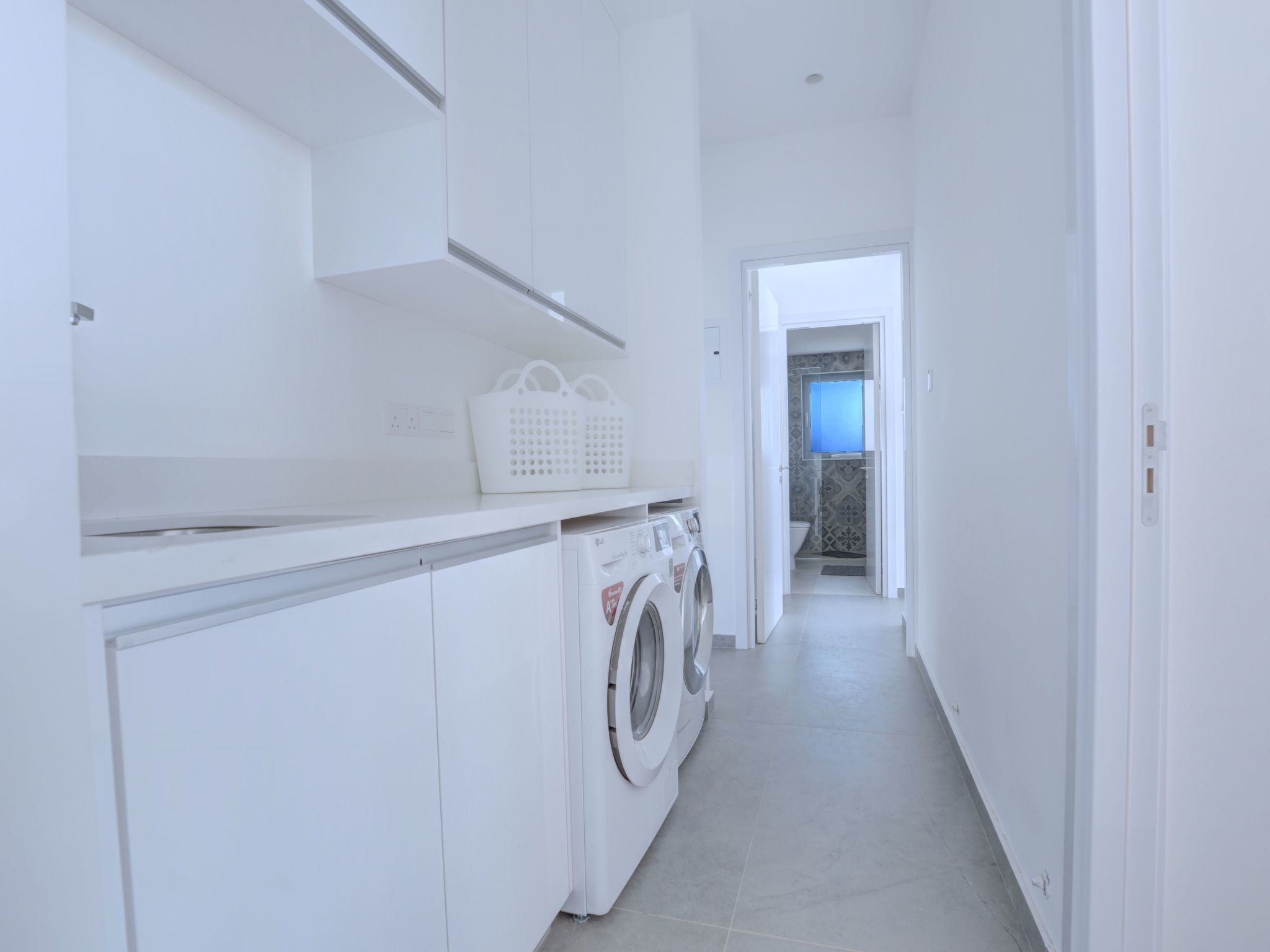 Protaras Ferienvilla mit privatem Pool, Whirlpool-Image-tags.info