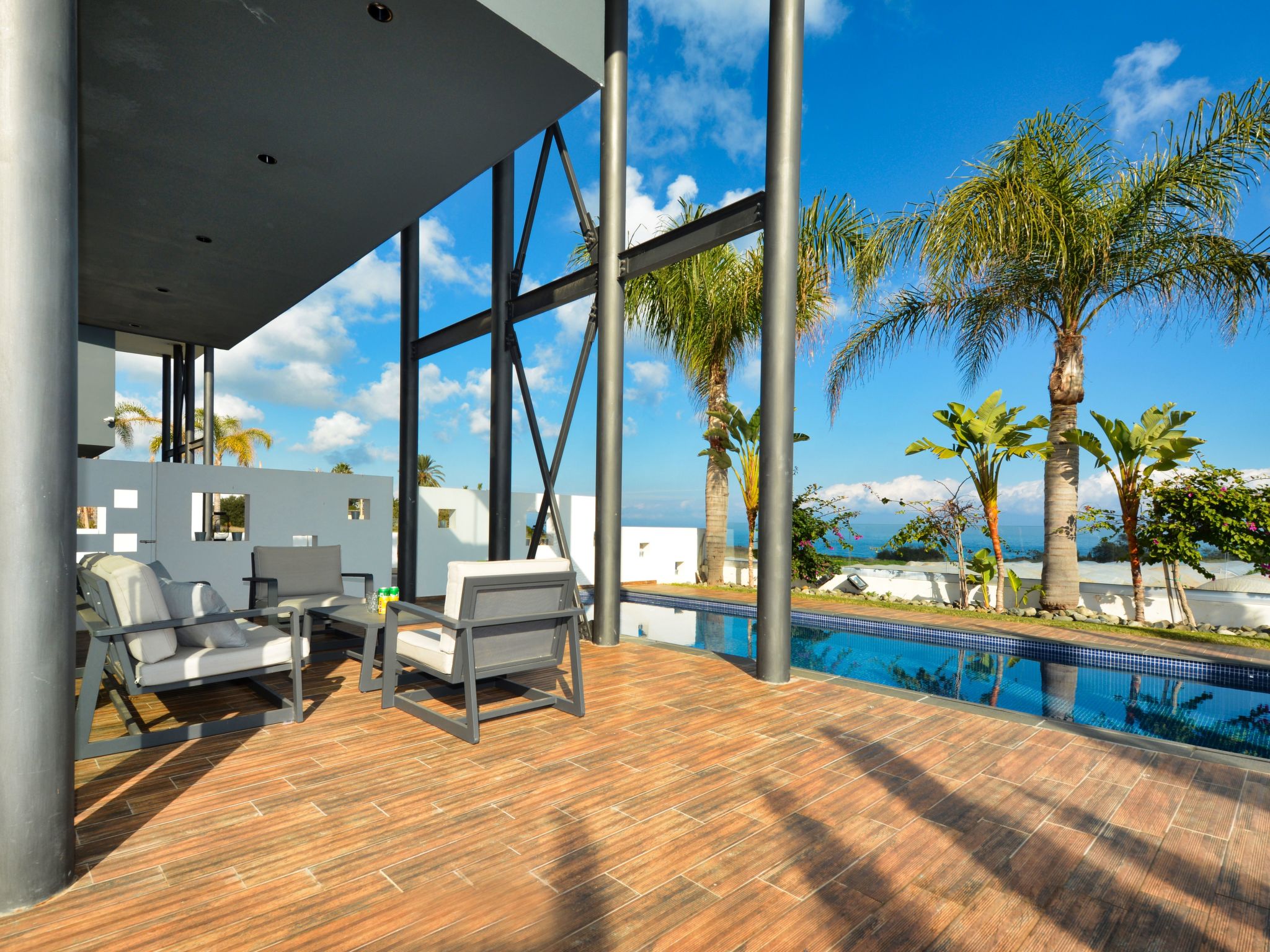 Protaras Ferienvilla mit privatem Pool, Whirlpool-Image-tags.info