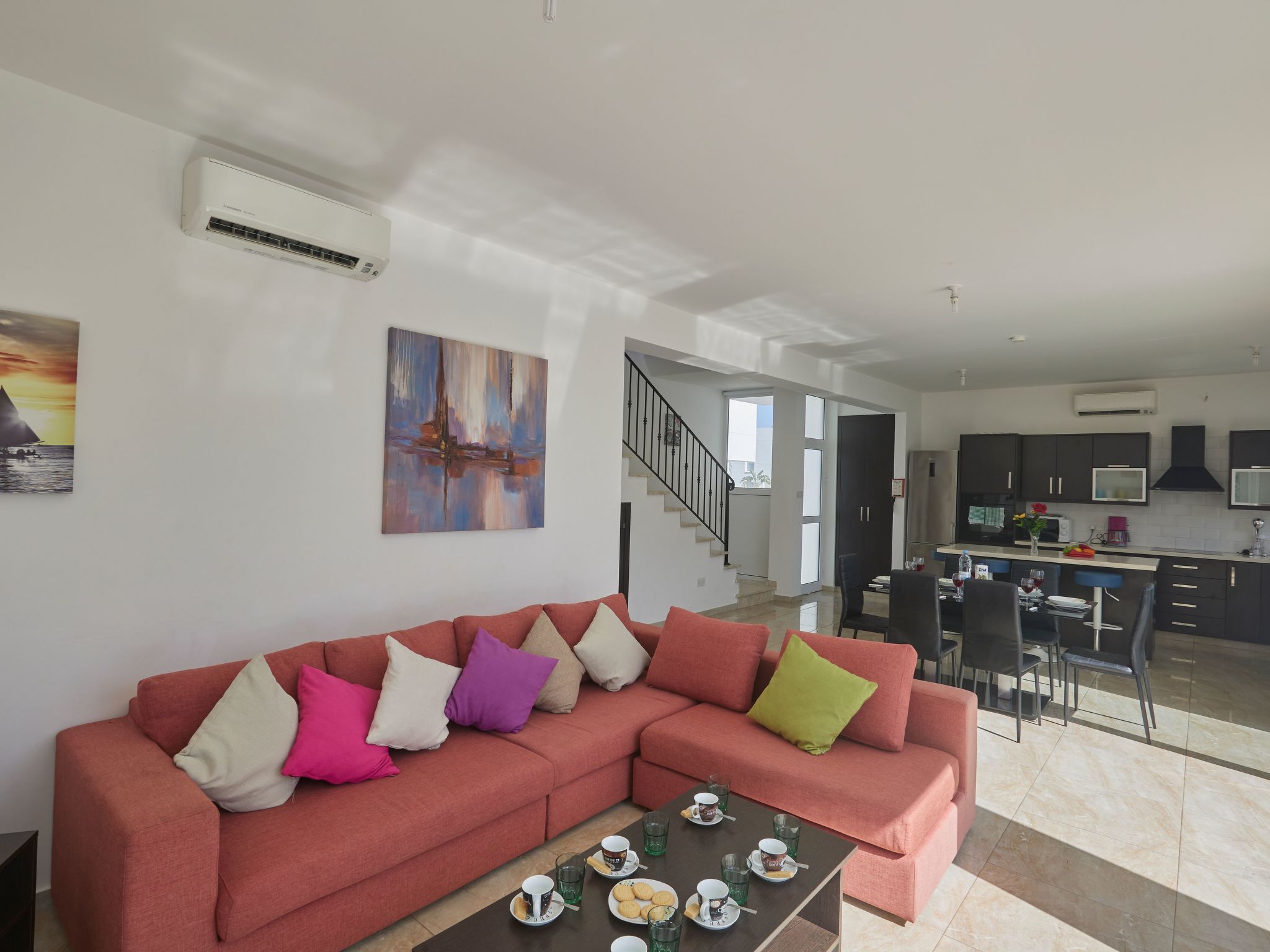 Villa Pearl PE17 in Paralimni mit privatem Parkplatz-Image-tags.info