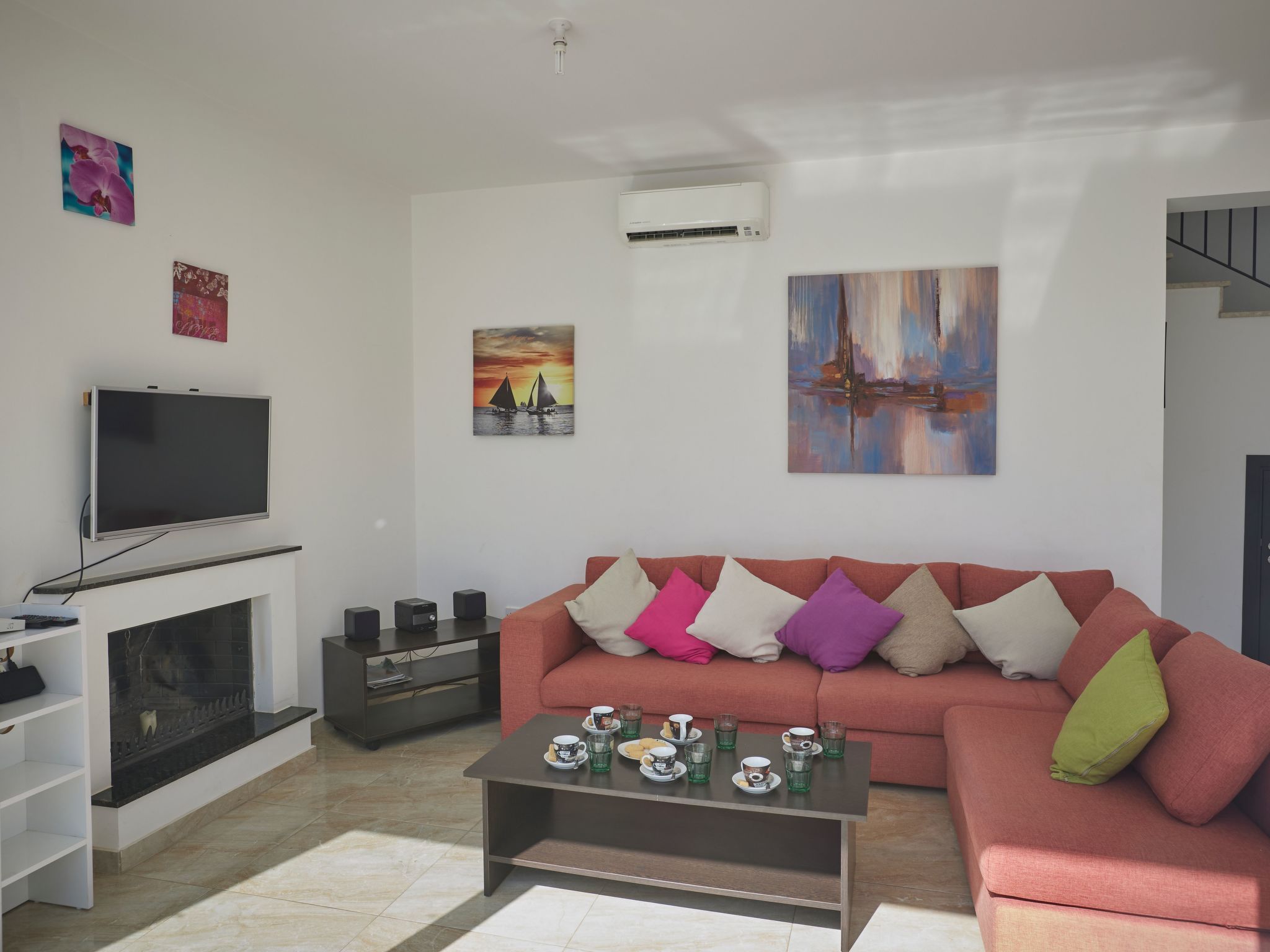 Villa Pearl PE17 in Paralimni mit privatem Parkplatz-Image-tags.info