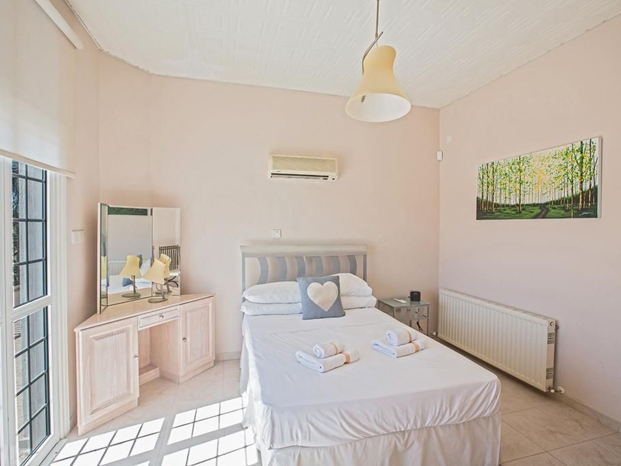 Familienvilla in Paralimni mit spektakulärer Aussicht-Image-tags.info