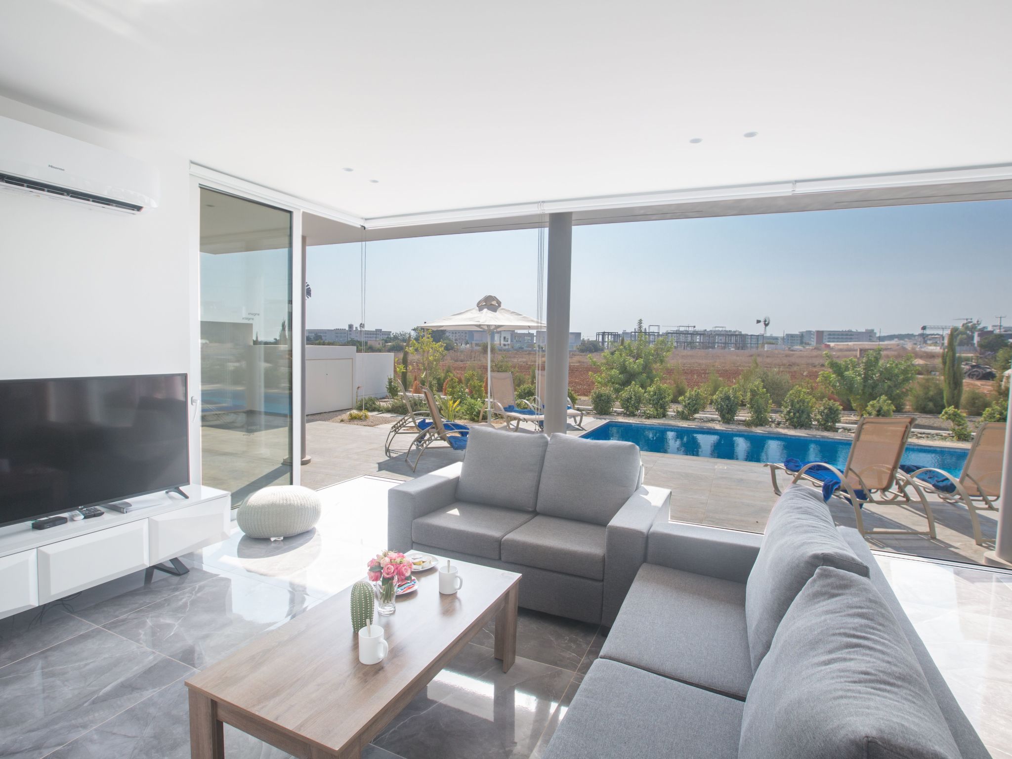 3-Schlafzimmer-Villa mit Pool in Protaras Zentrum