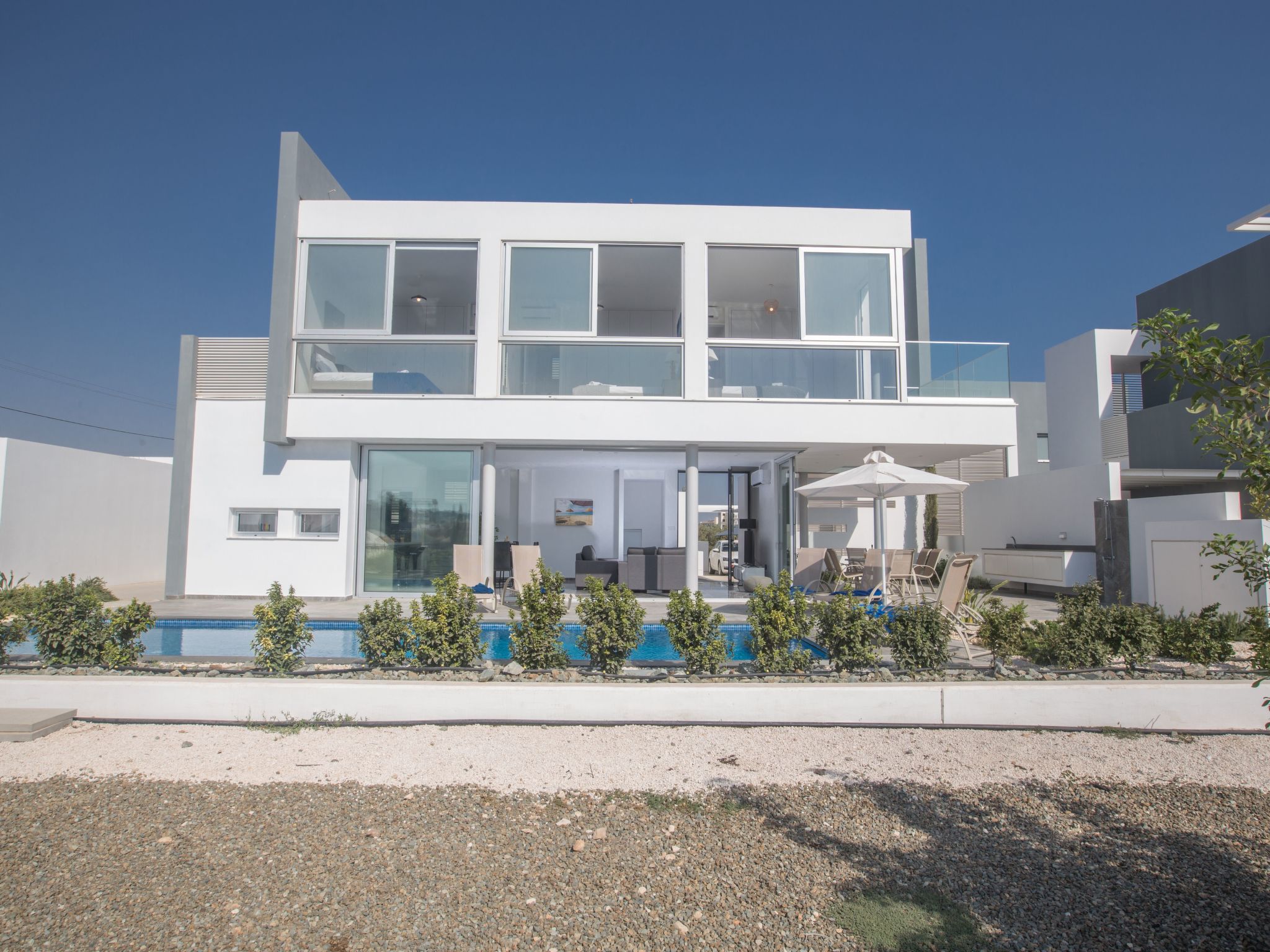 3-Schlafzimmer-Villa mit Pool in Protaras Zentrum