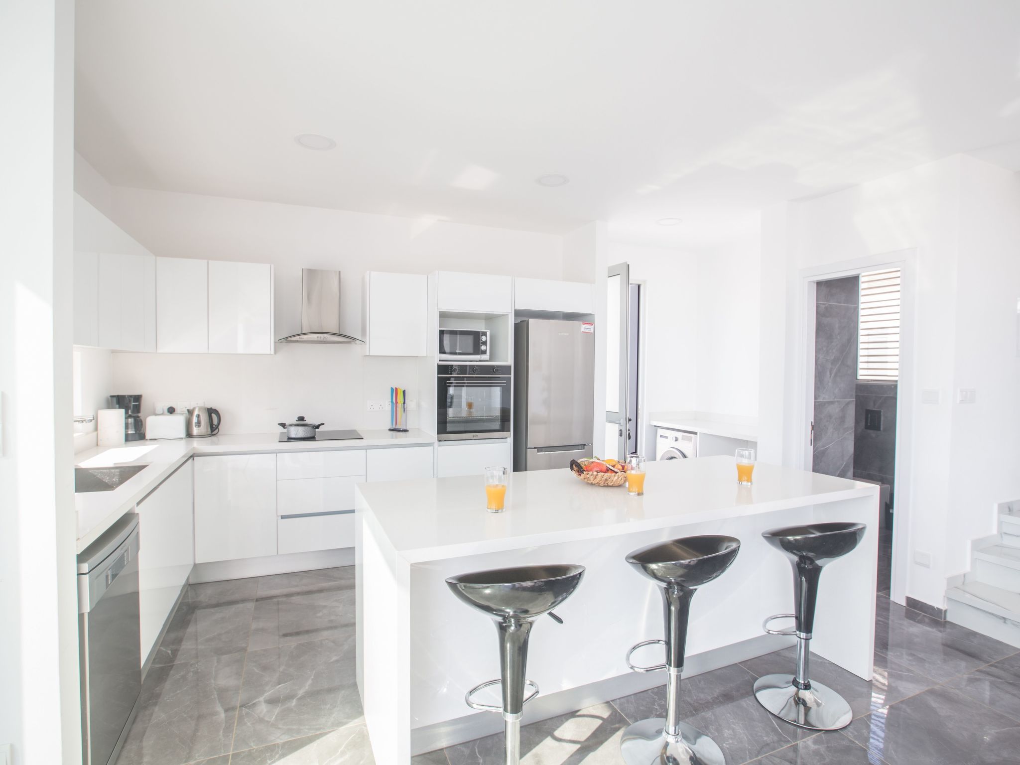 3-Schlafzimmer-Villa mit Pool in Protaras Zentrum-Image-tags.info