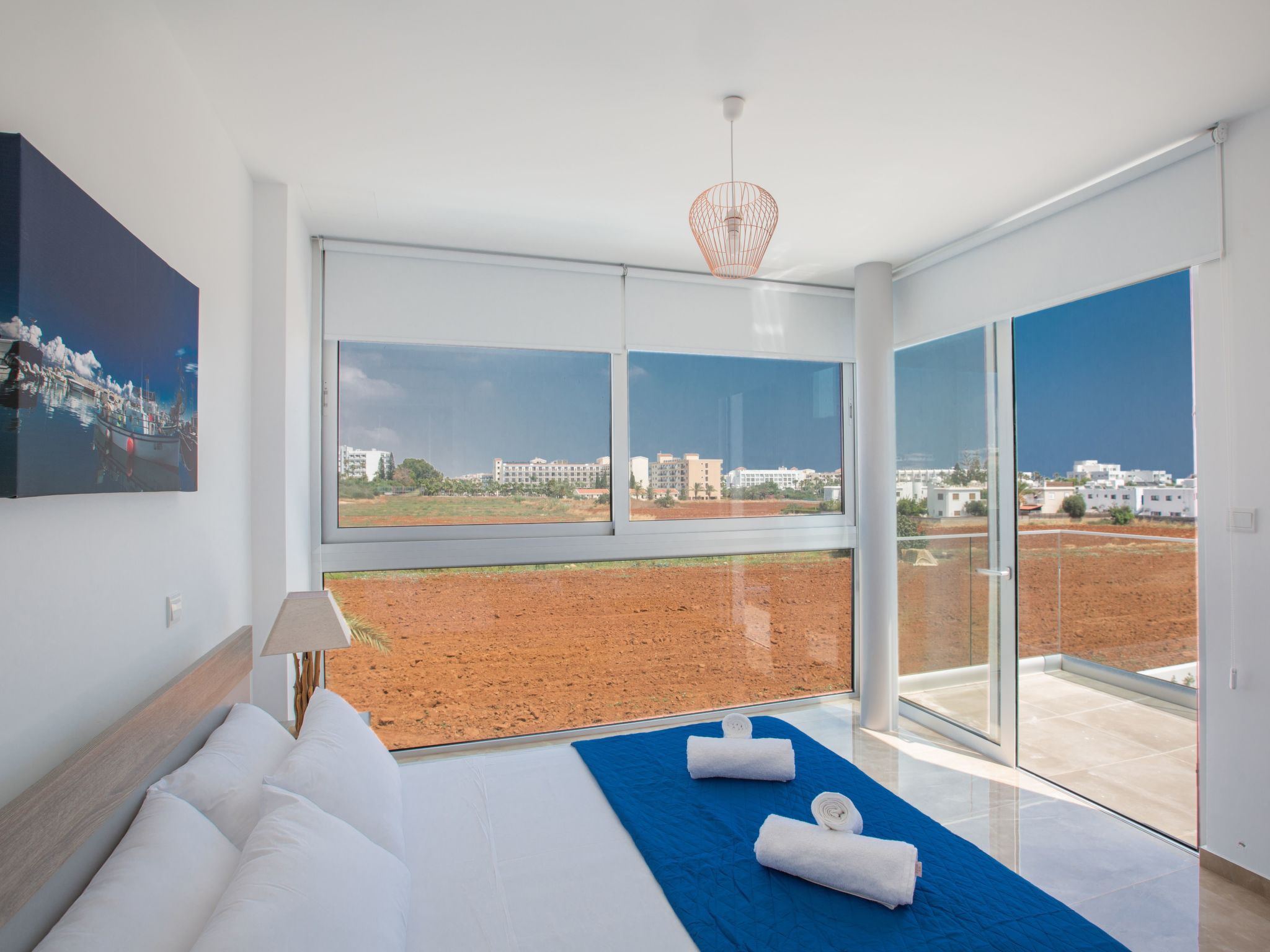 Neue 3-Schlafzimmer-Villa mit Pool in Protaras-Image-tags.info