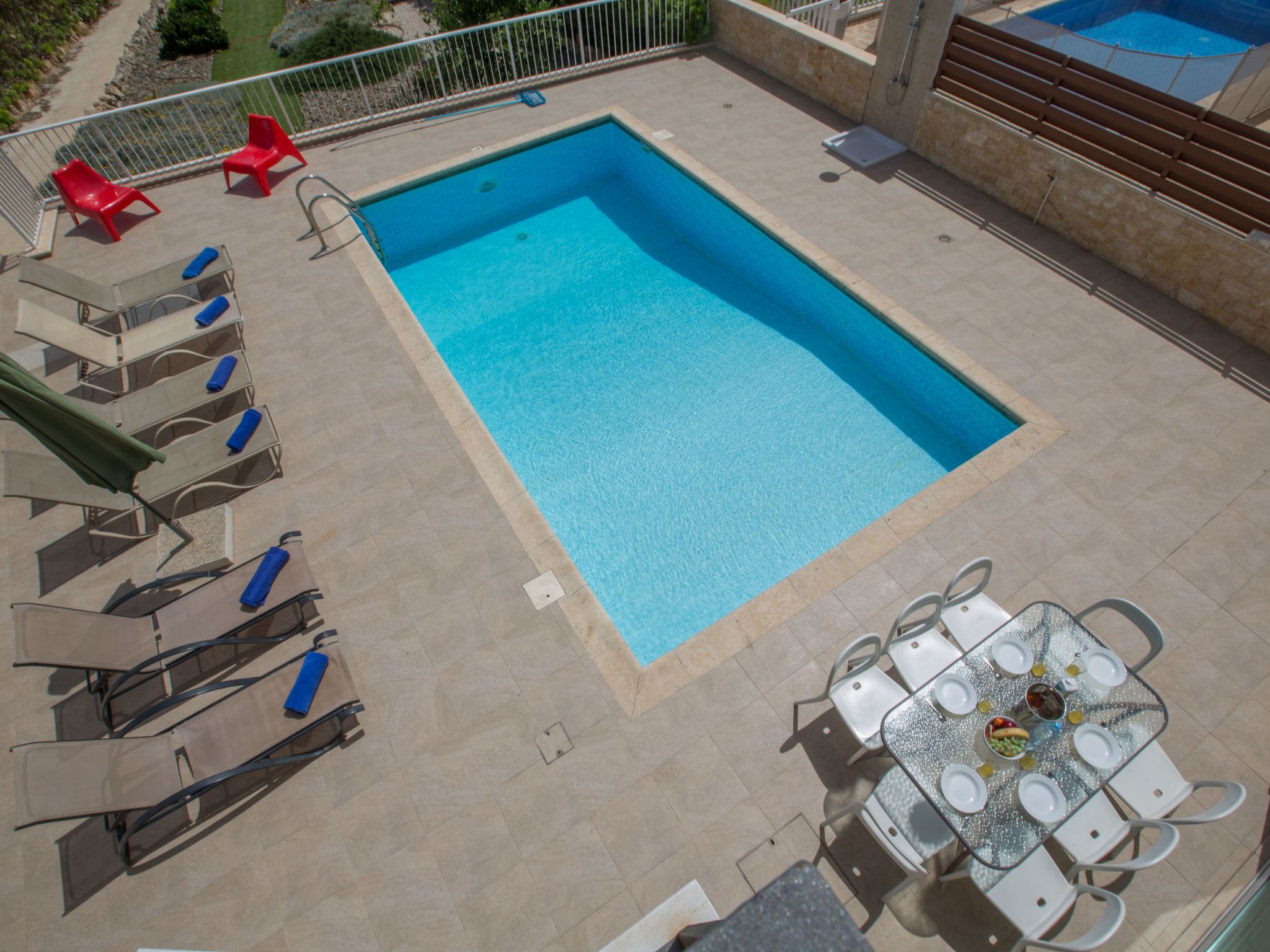 Schöne Villa direkt am Meer-Image-tags.info