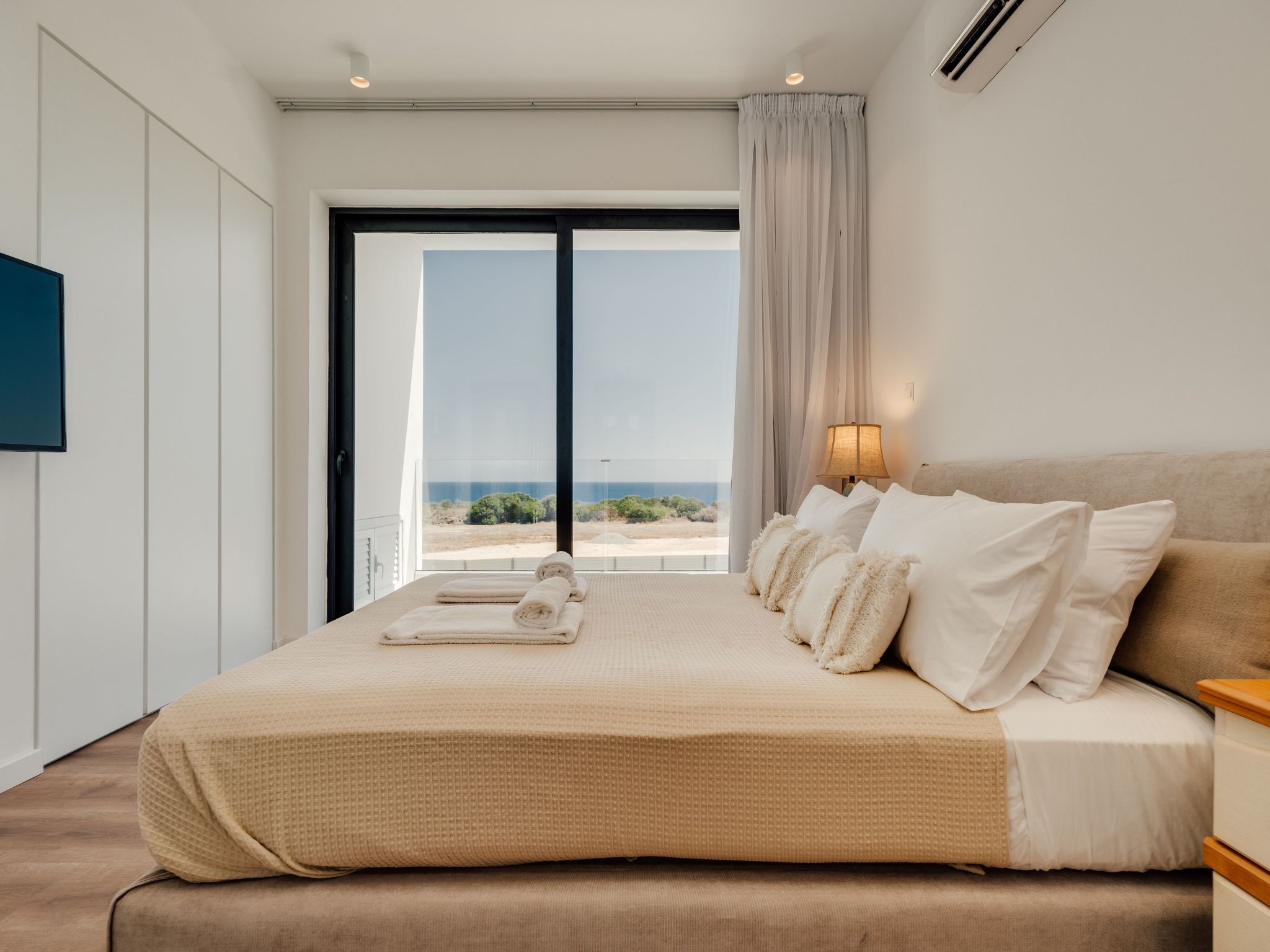 Photo of "Hercules 41" mit privatem Parkplatz