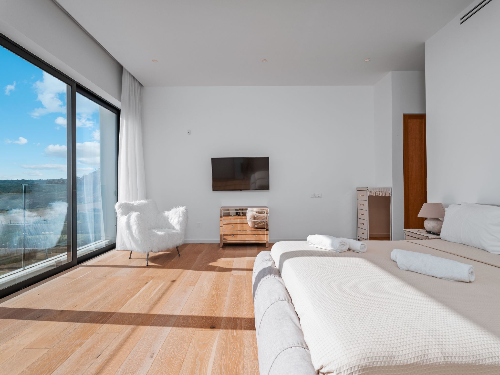 Photo of Periyiali Resort - Front Line Villa Chronos - 8