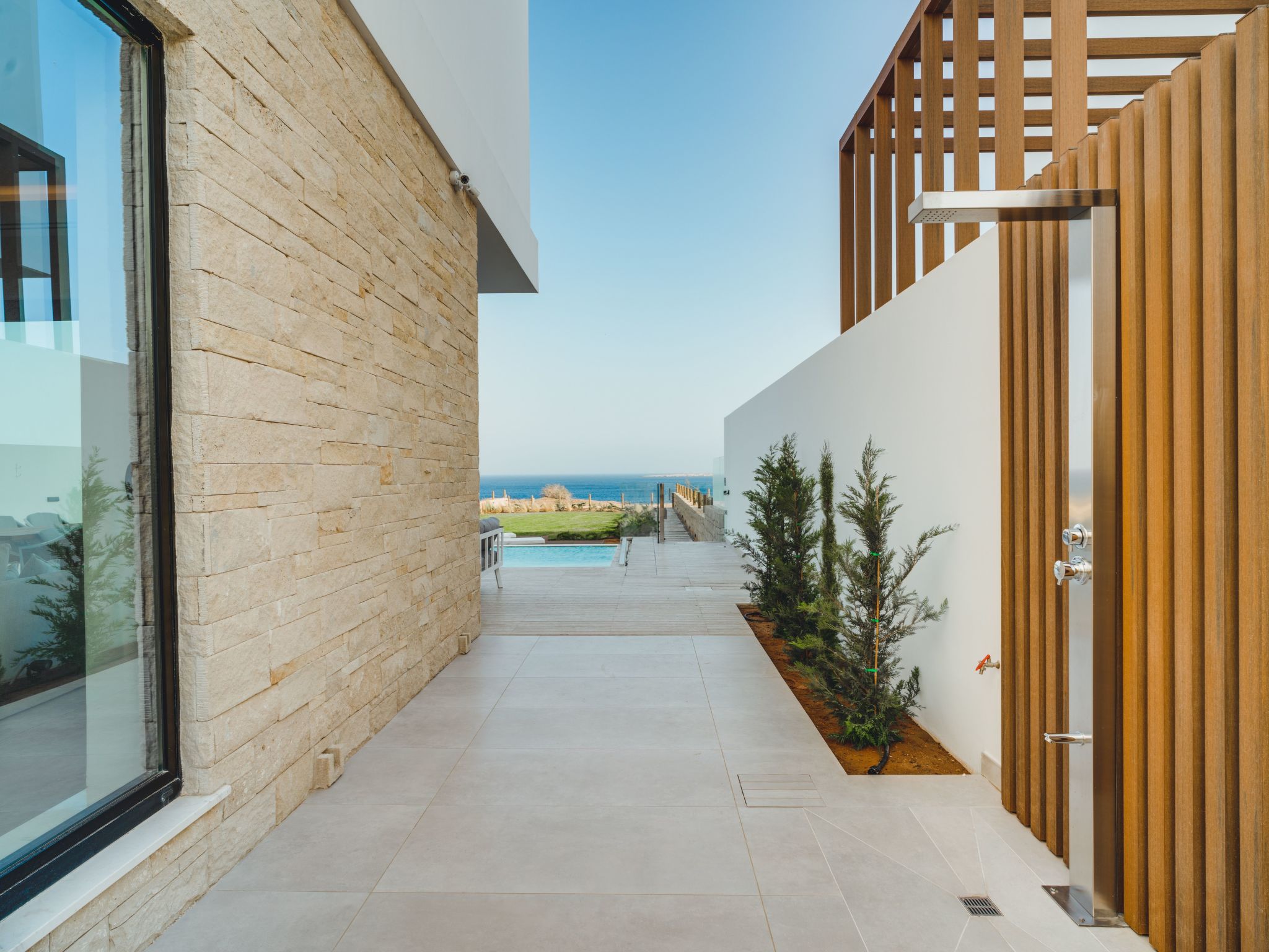 Photo of Periyiali Resort - Frontansicht Villa Ira - 5