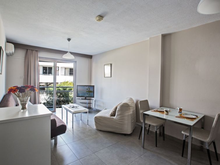 Gemütliche Wohnung Mit Schönem Balkon - Ayia Napa