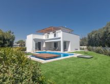 6-persoons vakantiehuis met privézwembad in Ayia Napa - thumbnail 2