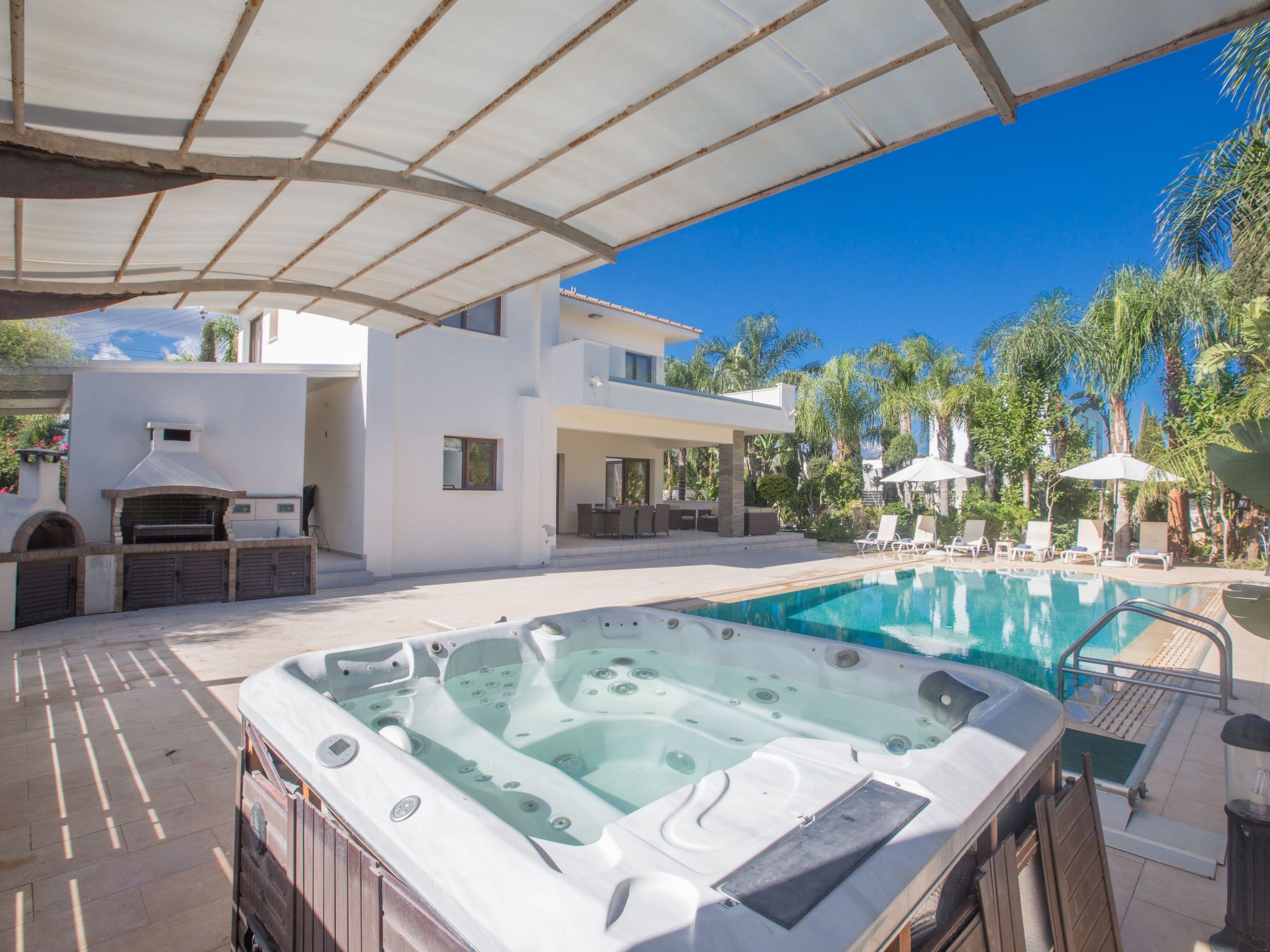 Haus in Ayia Napa mit privatem Pool