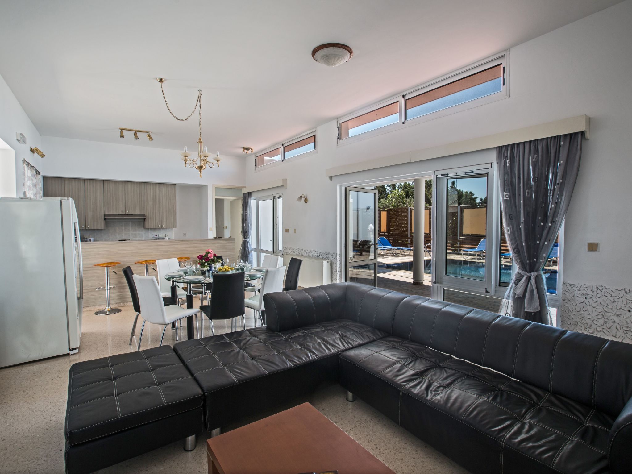 Moderne Ferienvilla in Ayia Napa-Image-tags.info