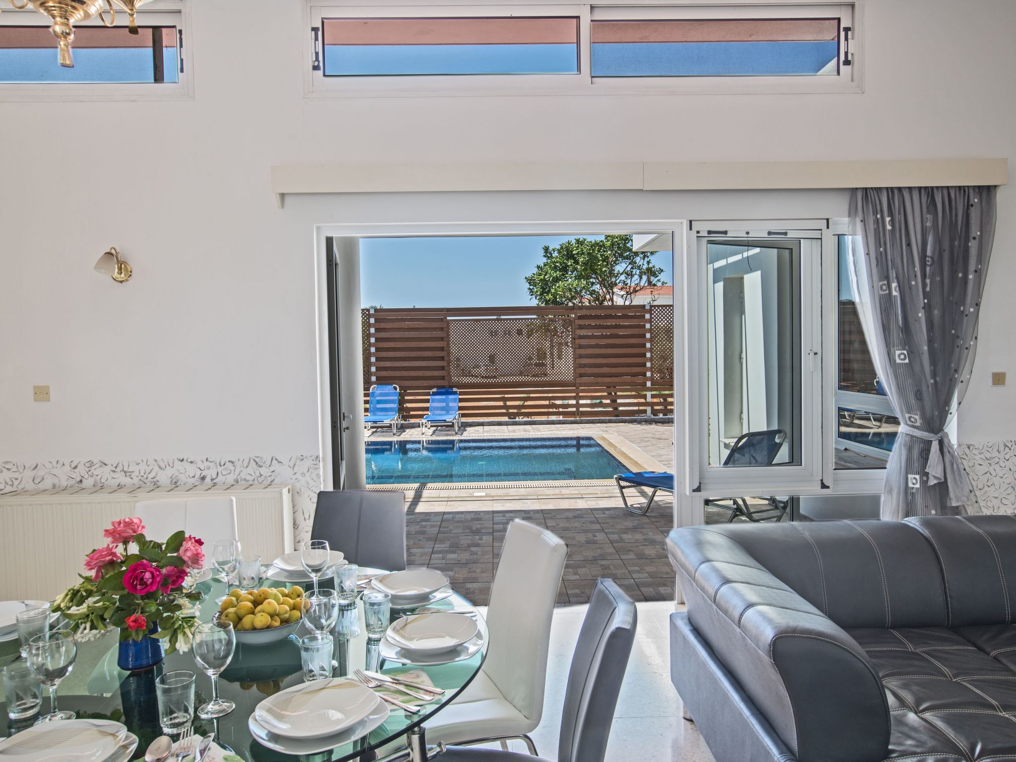 Moderne Ferienvilla in Ayia Napa-Image-tags.info