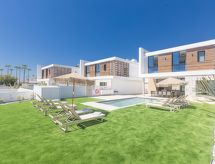 Vrijstaande villa met privézwembad op 400m van centrum Ayia Napa - thumbnail 4