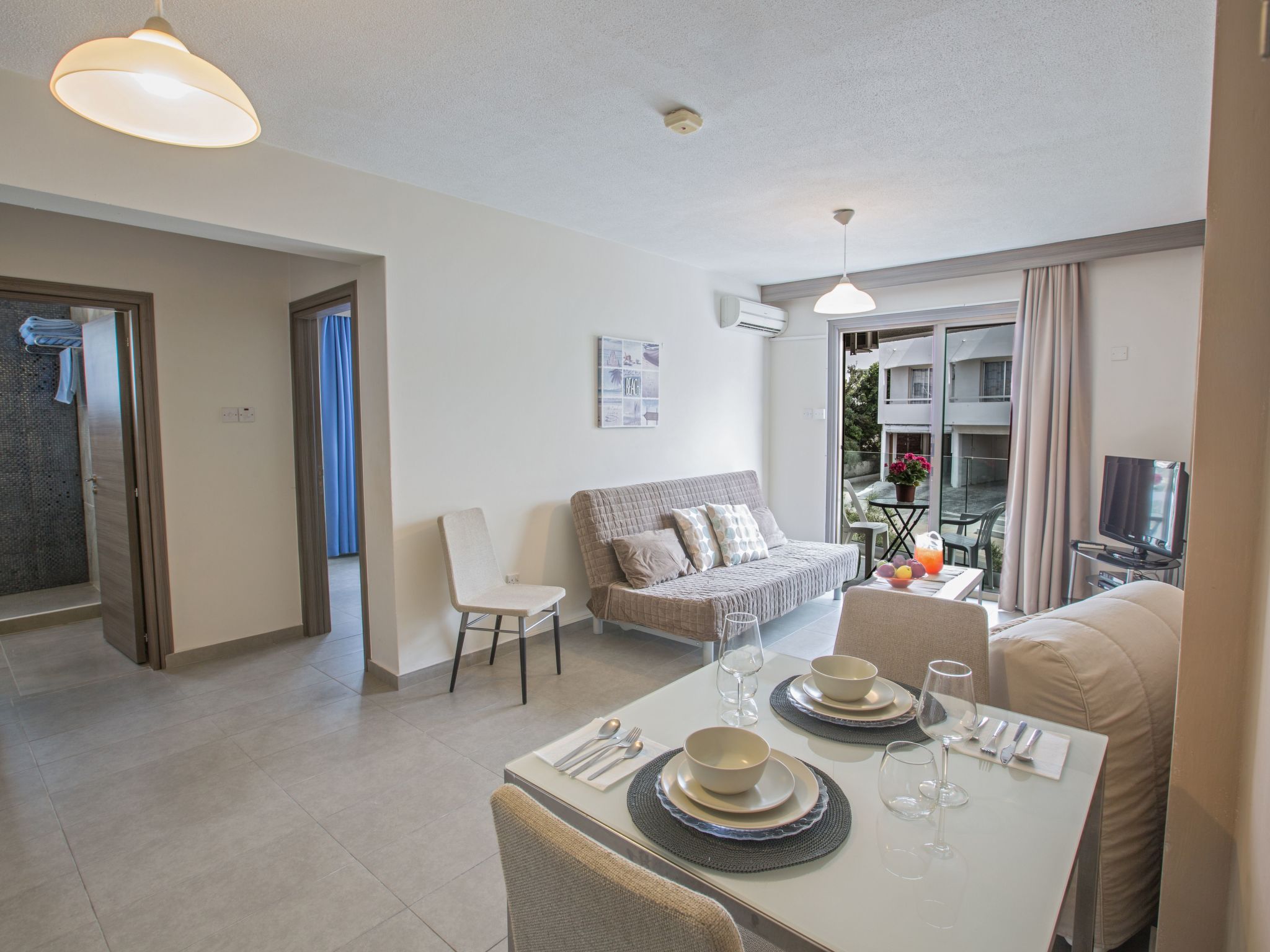 Helle Ferienwohnung mit Balkon