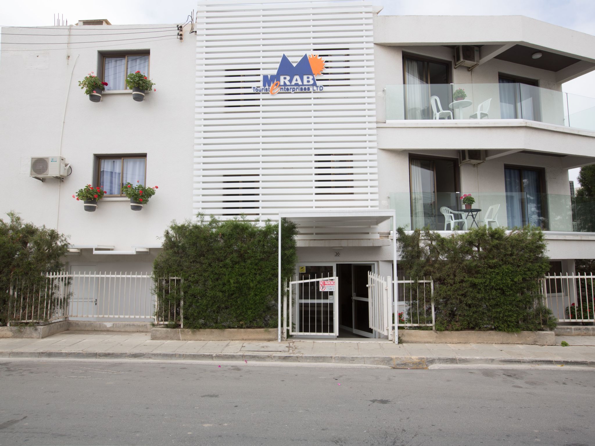 Helle Ferienwohnung mit Balkon-Image-tags.info