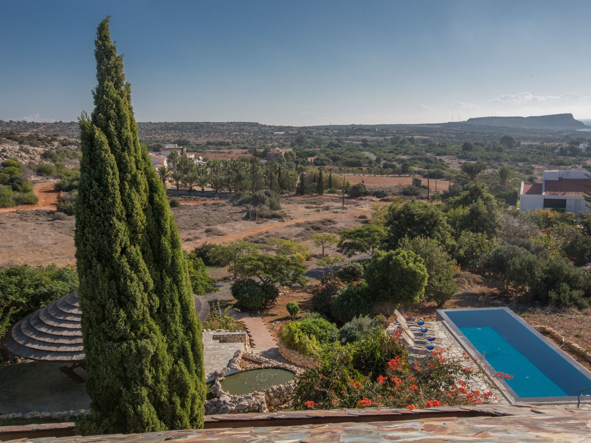 Private Villa mit Panoramablick auf das Meer-Image-tags.info