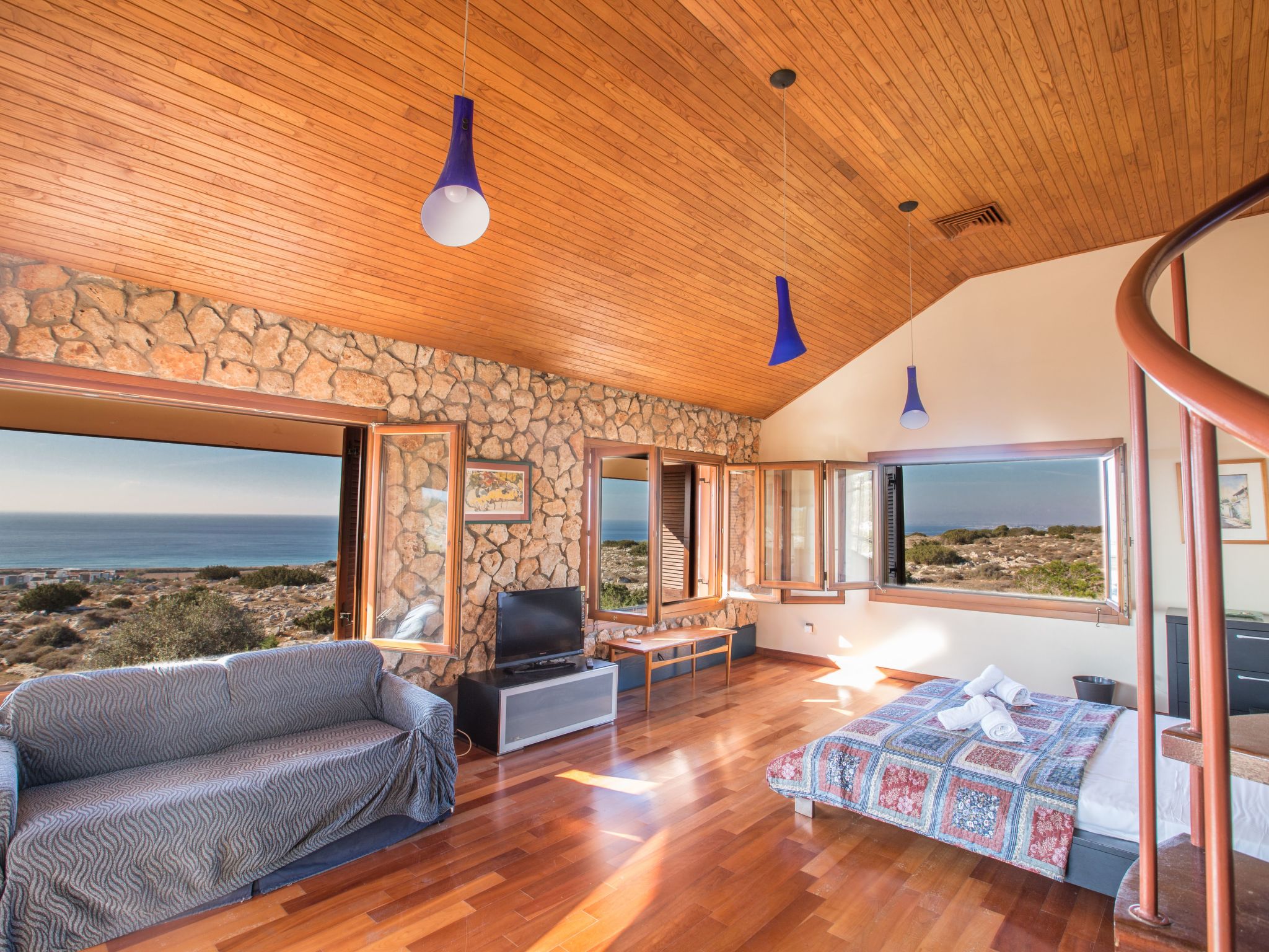 Private Villa mit Panoramablick auf das Meer-Image-tags.info