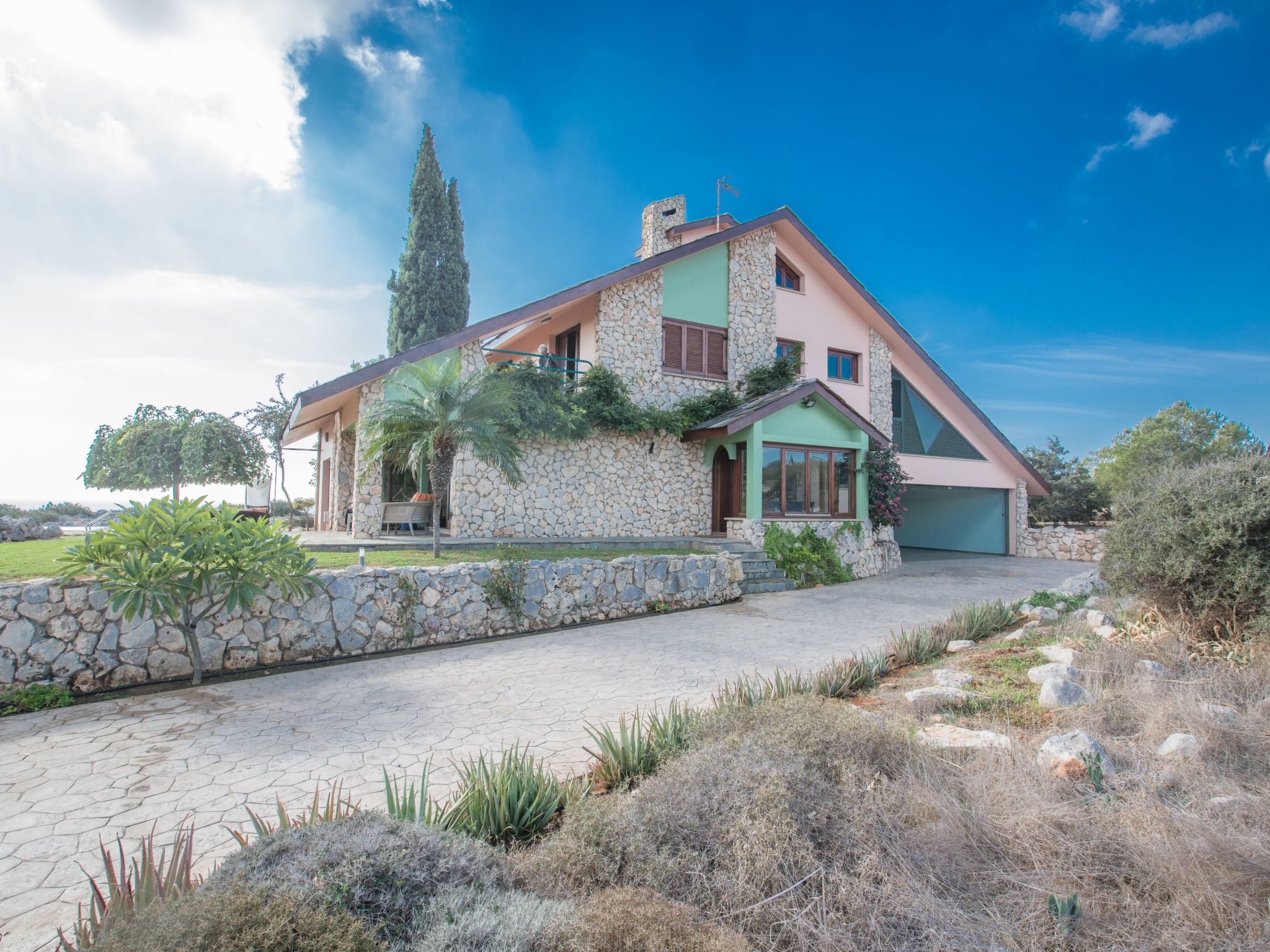 Private Villa mit Panoramablick auf das Meer-Image-tags.info