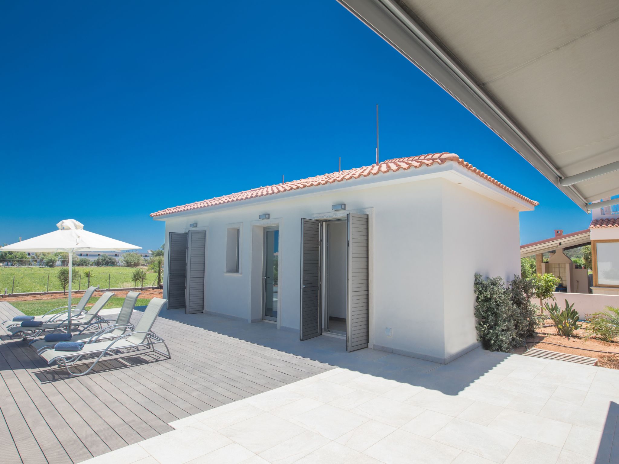 In Ayia Napa mit großem Patio-Image-tags.info