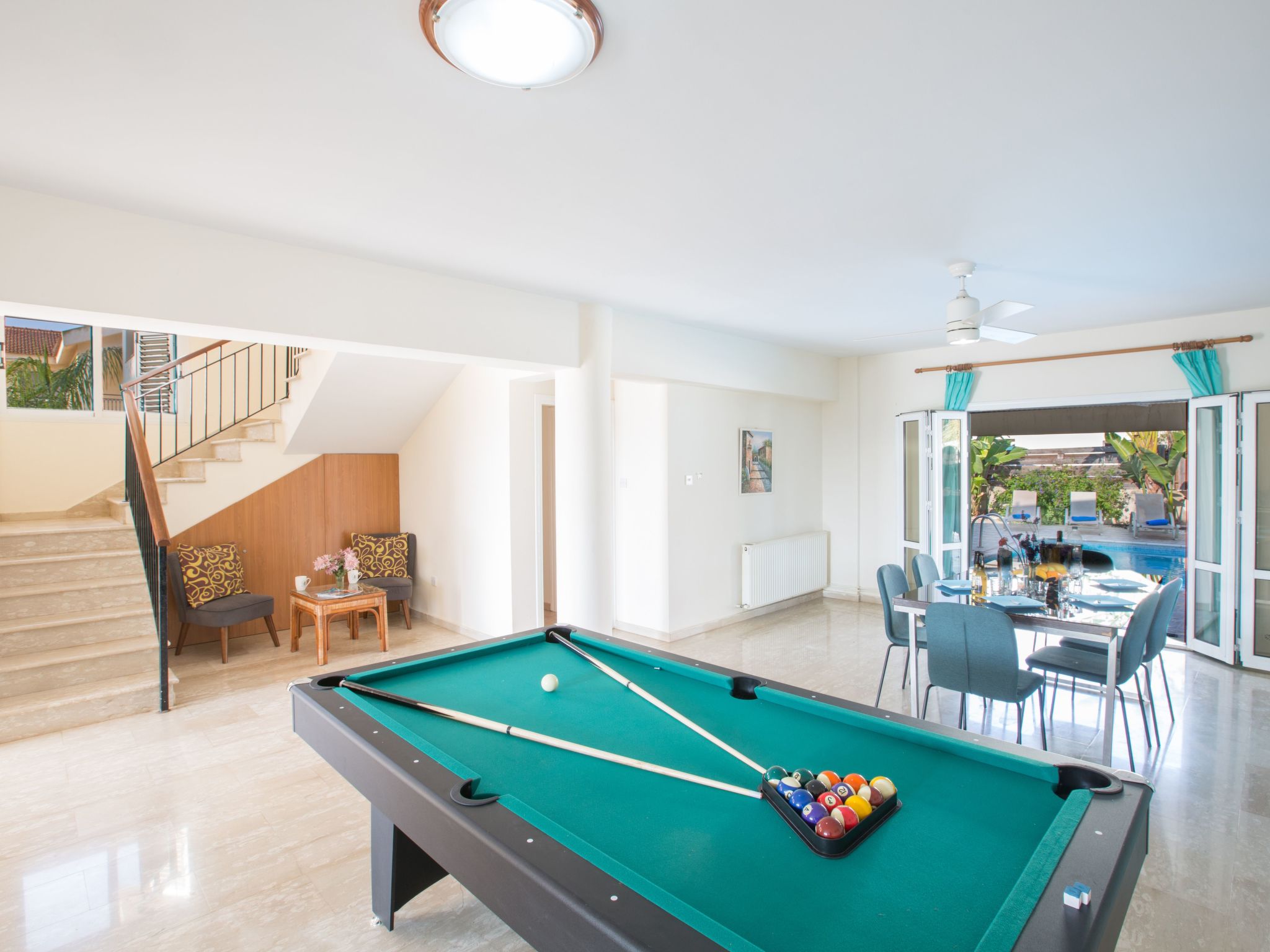 Geräumige und private Ferienvilla mit eigenem Pool-Image-tags.info