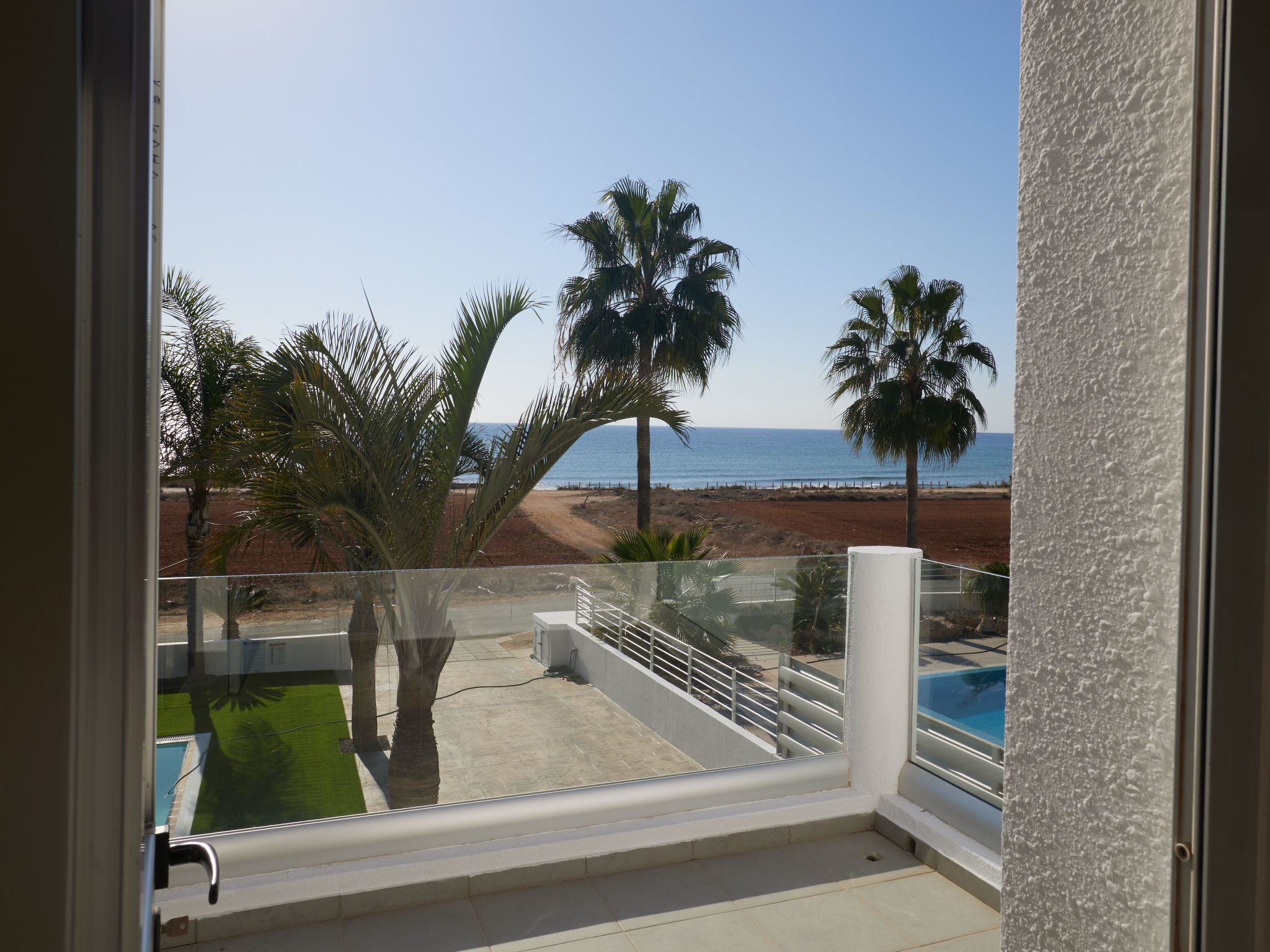 Moderne, geräumige Ferienvilla-Image-tags.info