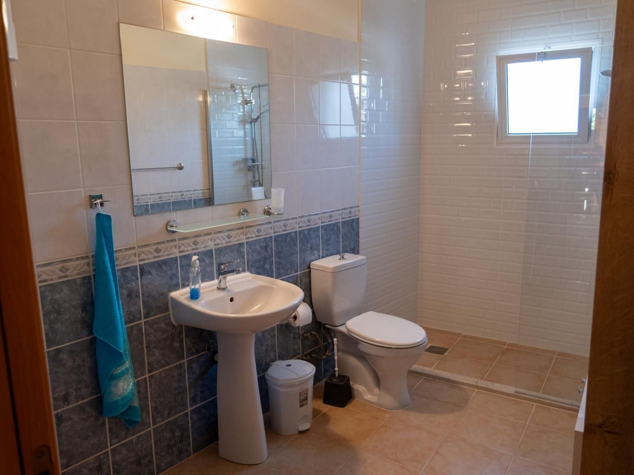 Knus appartement in Kalecik met zwembad, op 400 meter van zee - foto 11
