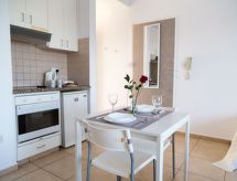 Stijlvol appartement met terras op 700m van zee in Paphos - thumbnail 5