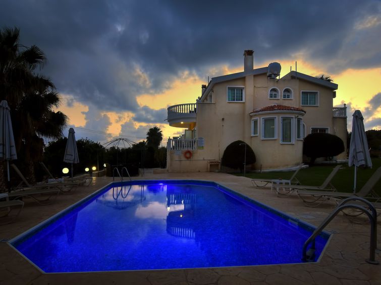 Ferienhaus Villa Stalo Ferienhausmiete In Peyia Paphos Zypern Vacando