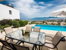 6-persoons vakantiehuis met privézwembad in Agios Georgios Pegeias · 6 pers. - thumbnail 2