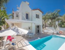 Vakantiehuis met open haard en privézwembad in Agios Georgios Pegeias · 140 m² - thumbnail 2