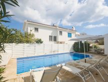 10-persoons vakantiehuis met privézwembad in Agios Georgios Pegeias - thumbnail 4