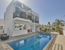 Vakantiehuis met open haard en privézwembad in Agios Georgios Pegeias · 135 m² - thumbnail 3