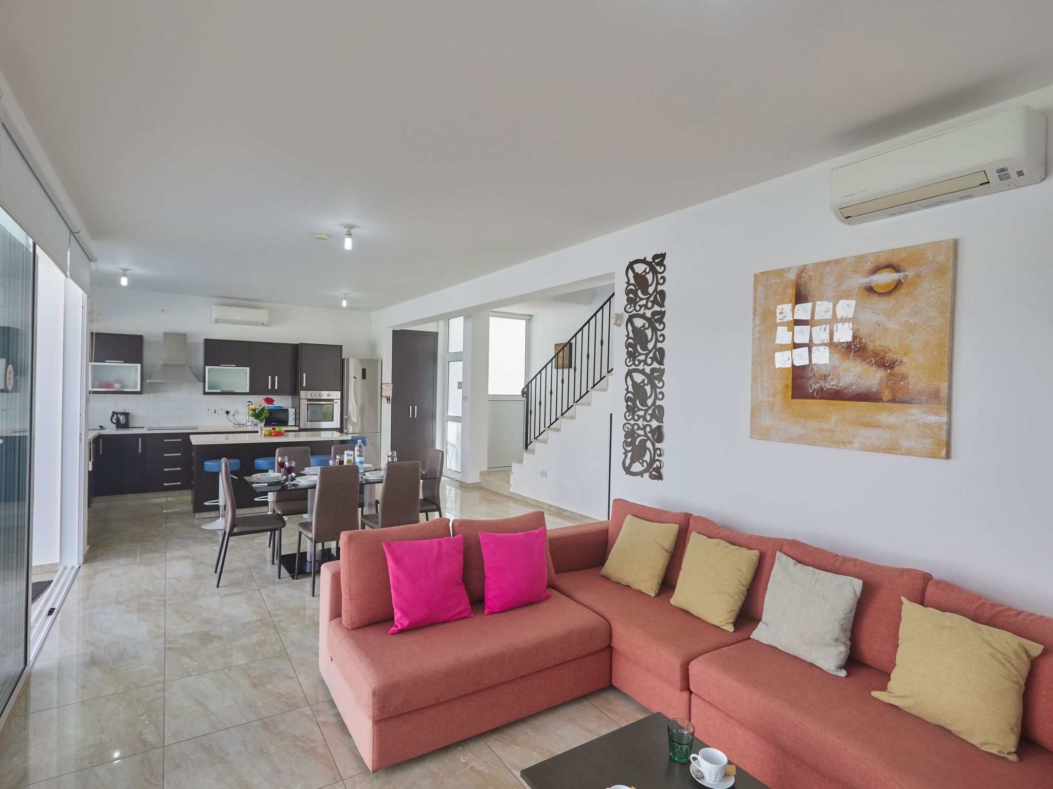 In Paralimni mit geräumigem Garten-Image-tags.info