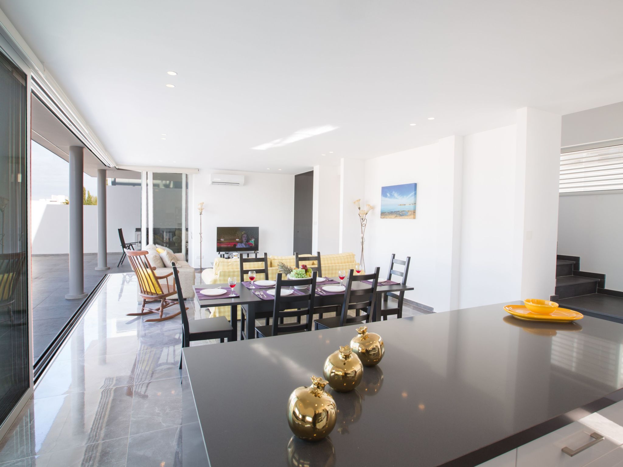 3-Schlafzimmer-Villa mit privatem Pool und Dachgarten-Image-tags.info