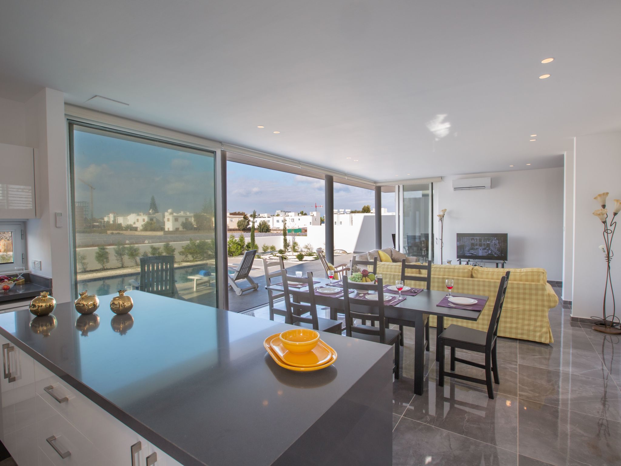 3-Schlafzimmer-Villa mit privatem Pool und Dachgarten-Image-tags.info