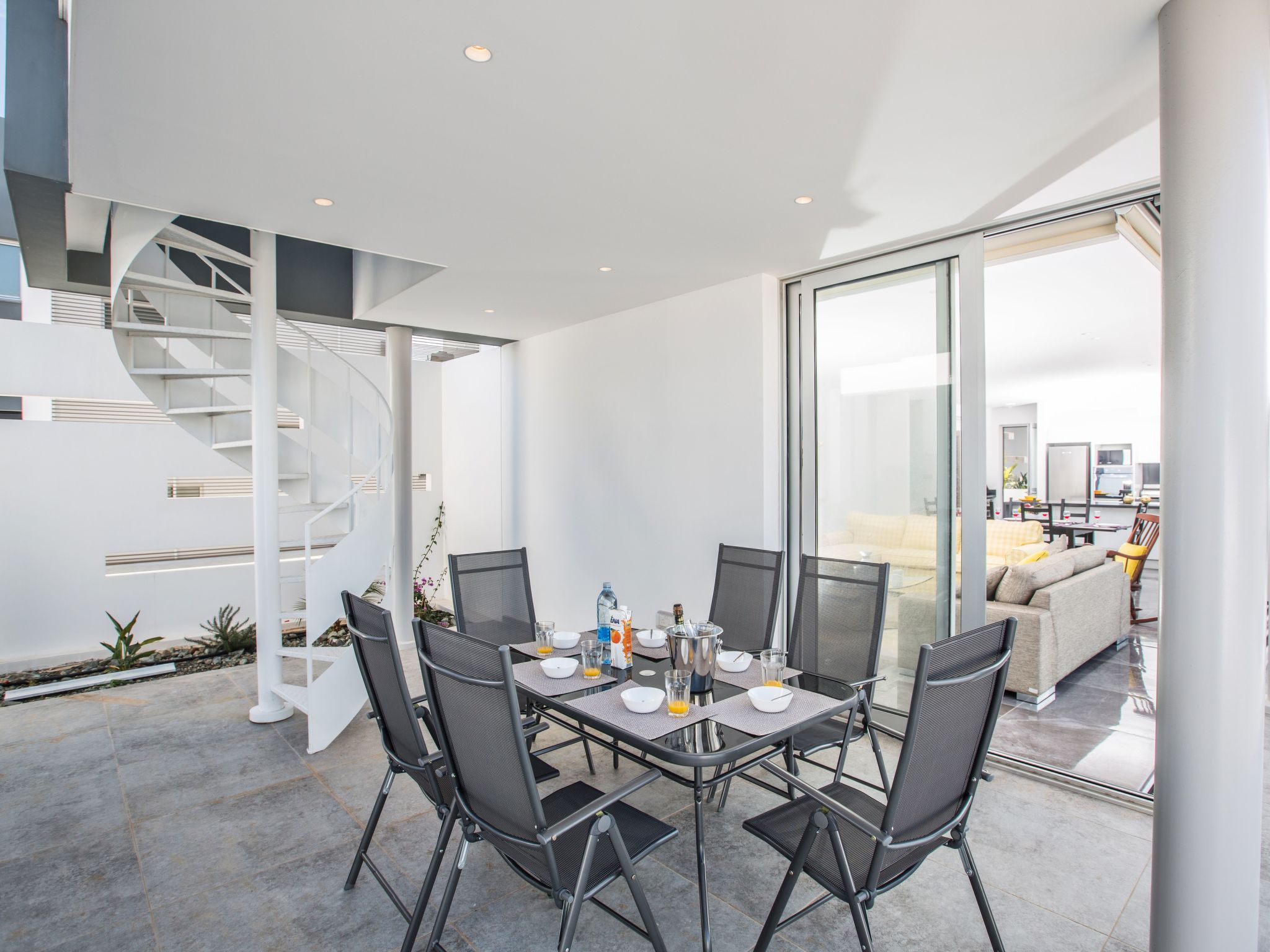 3-Schlafzimmer-Villa mit privatem Pool und Dachgarten-Image-tags.info