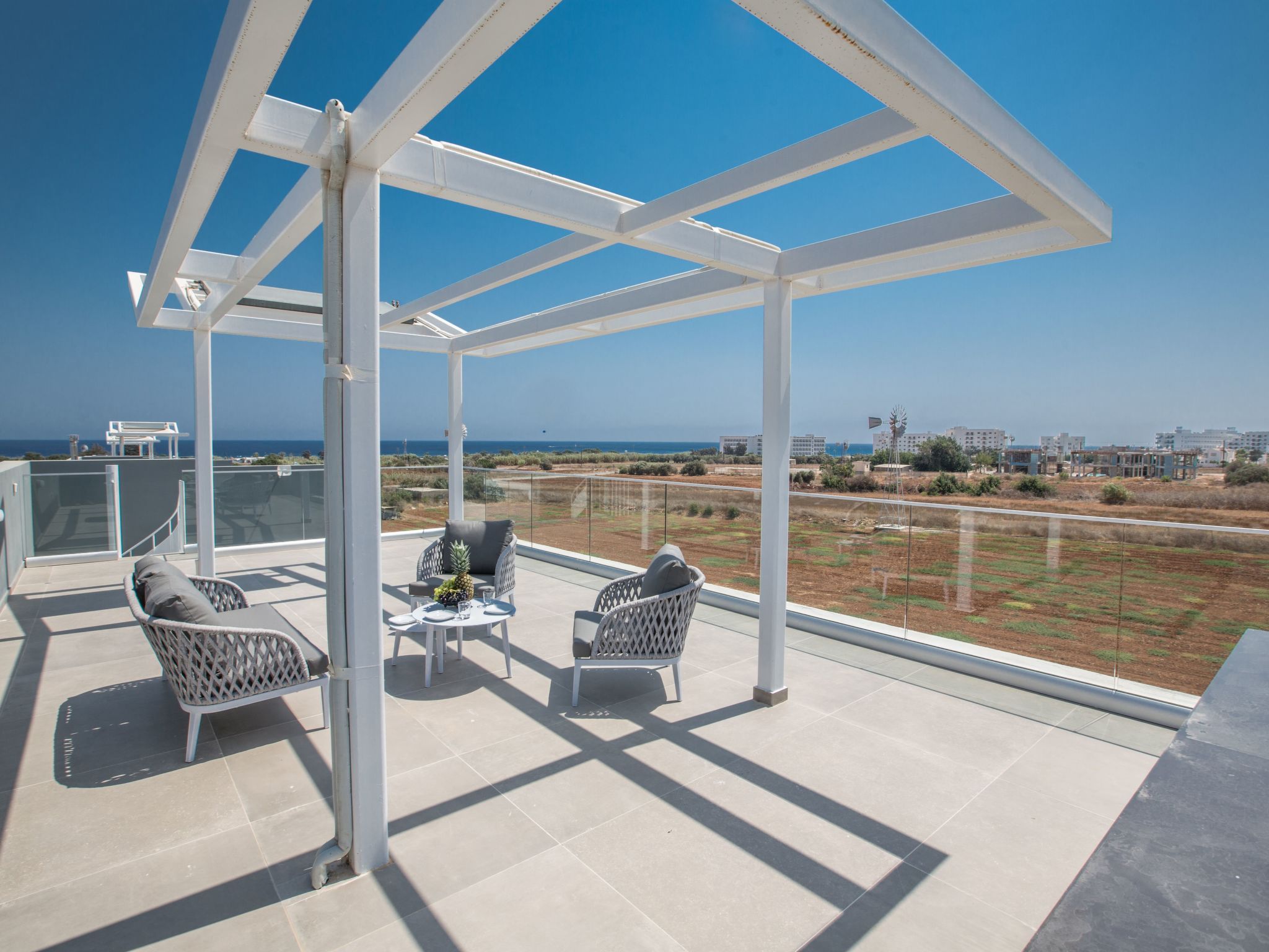 Haus in Pernera mit Bi-Fold Patio-Image-tags.info