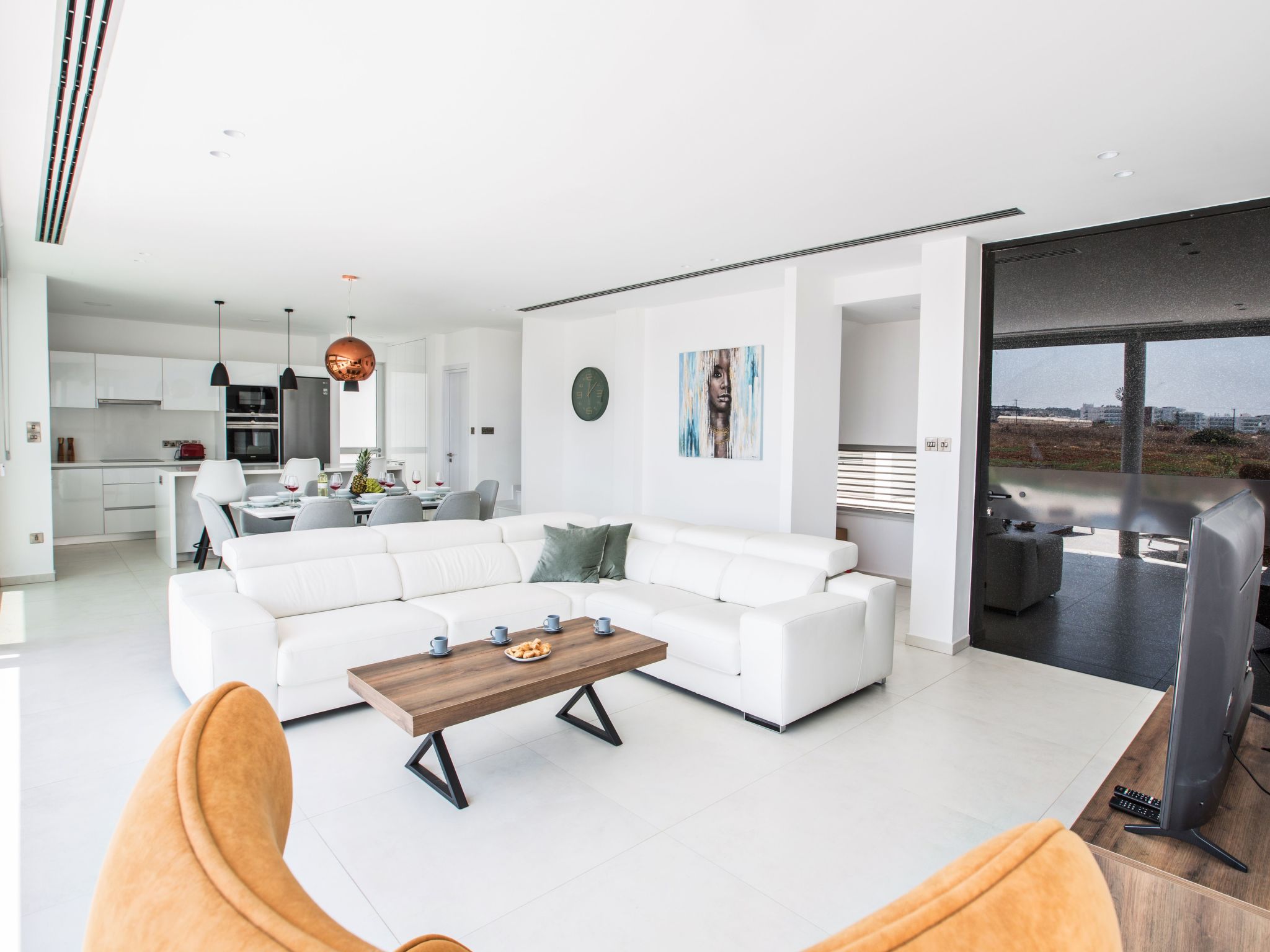 Haus in Pernera mit Bi-Fold Patio-Image-tags.info