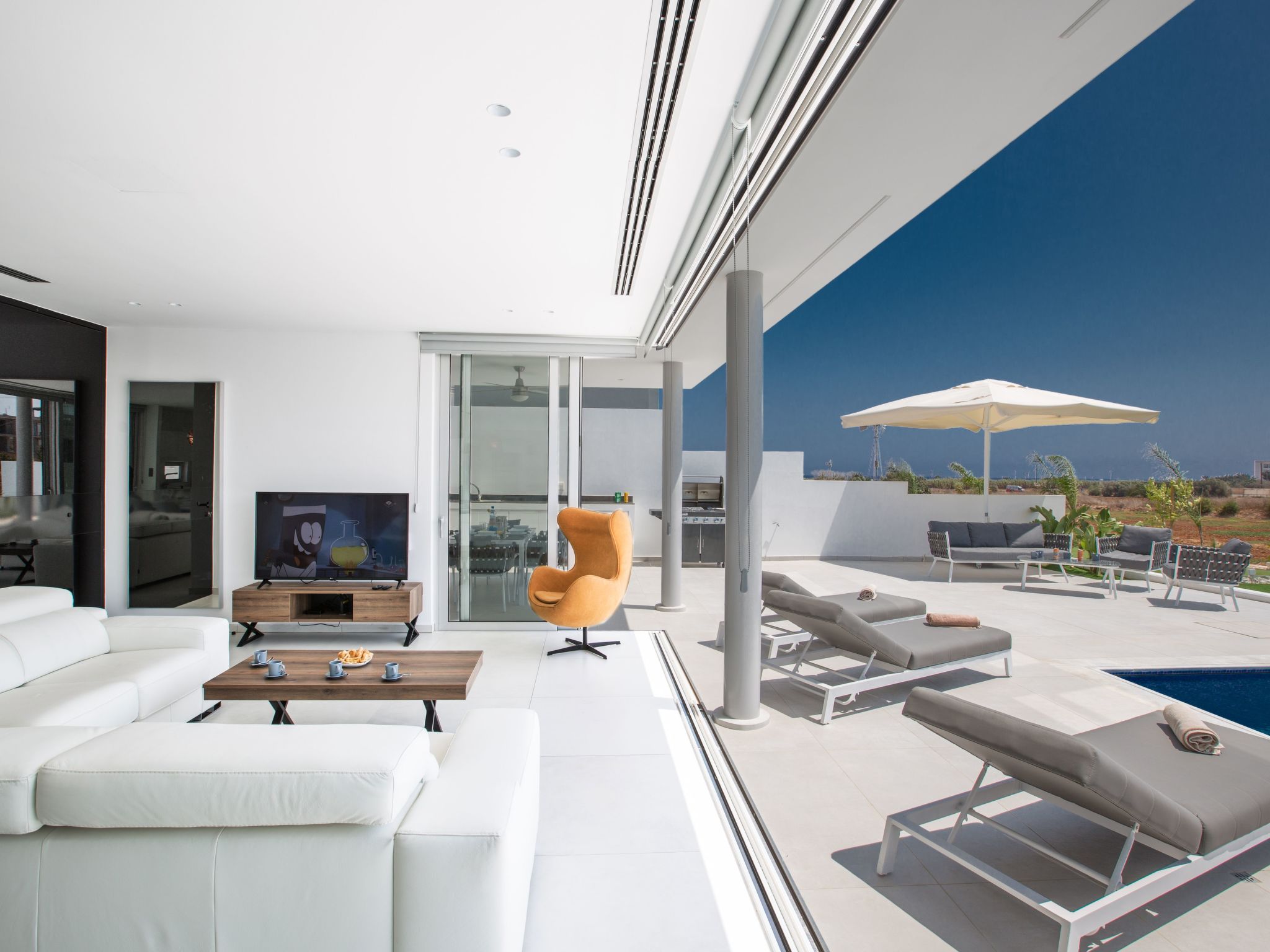 Haus in Pernera mit Bi-Fold Patio-Image-tags.info