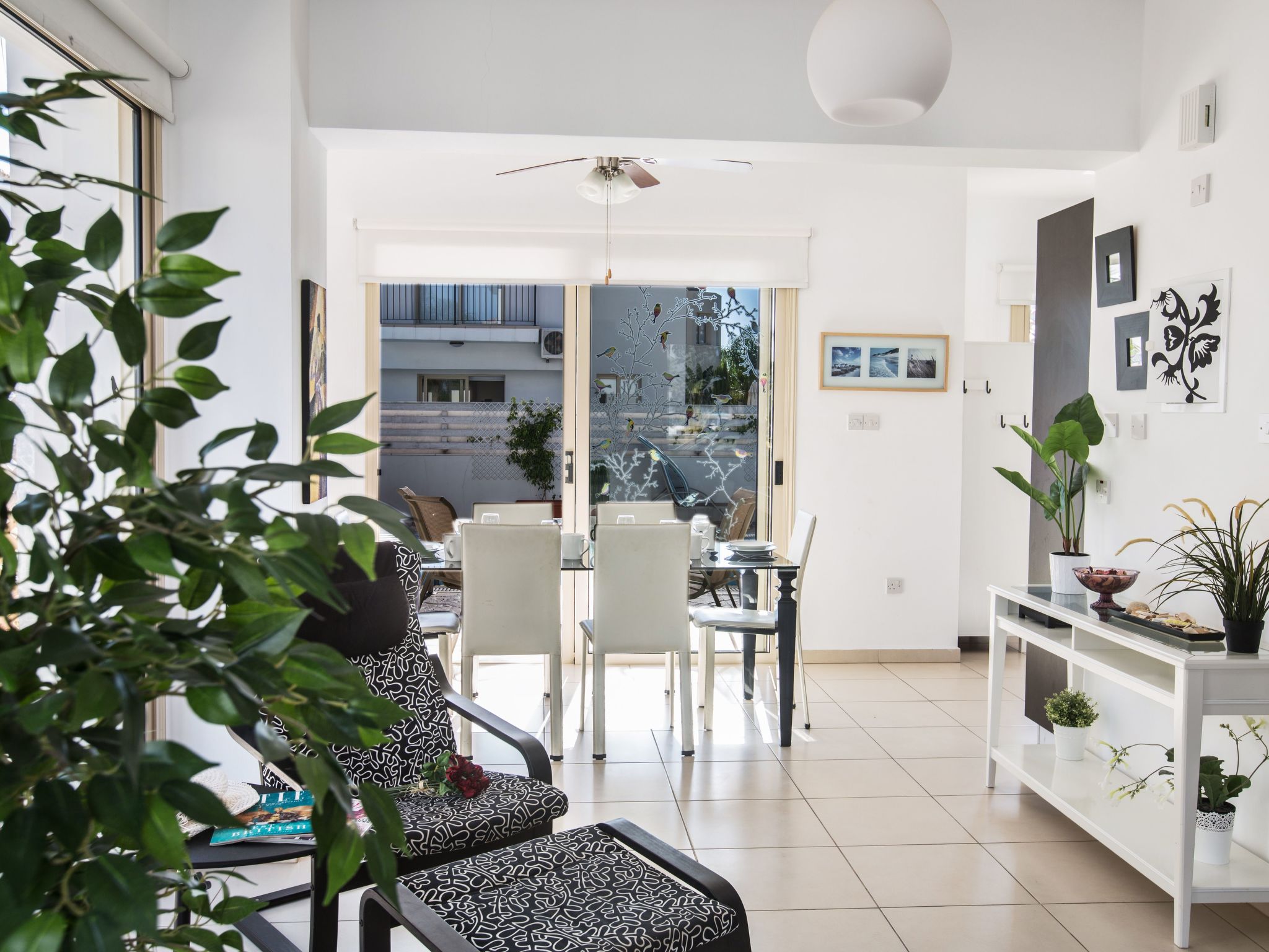 Ferienvilla PV17 mit Sonnenterrasse und Pool-Image-tags.info