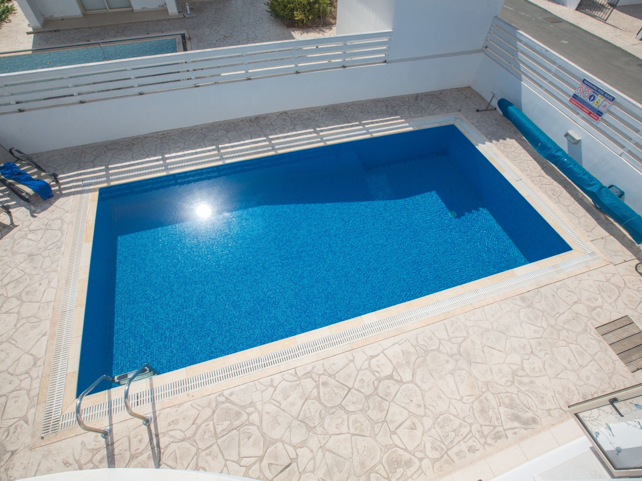 Ferienvilla PV17 mit Sonnenterrasse und Pool-Image-tags.info