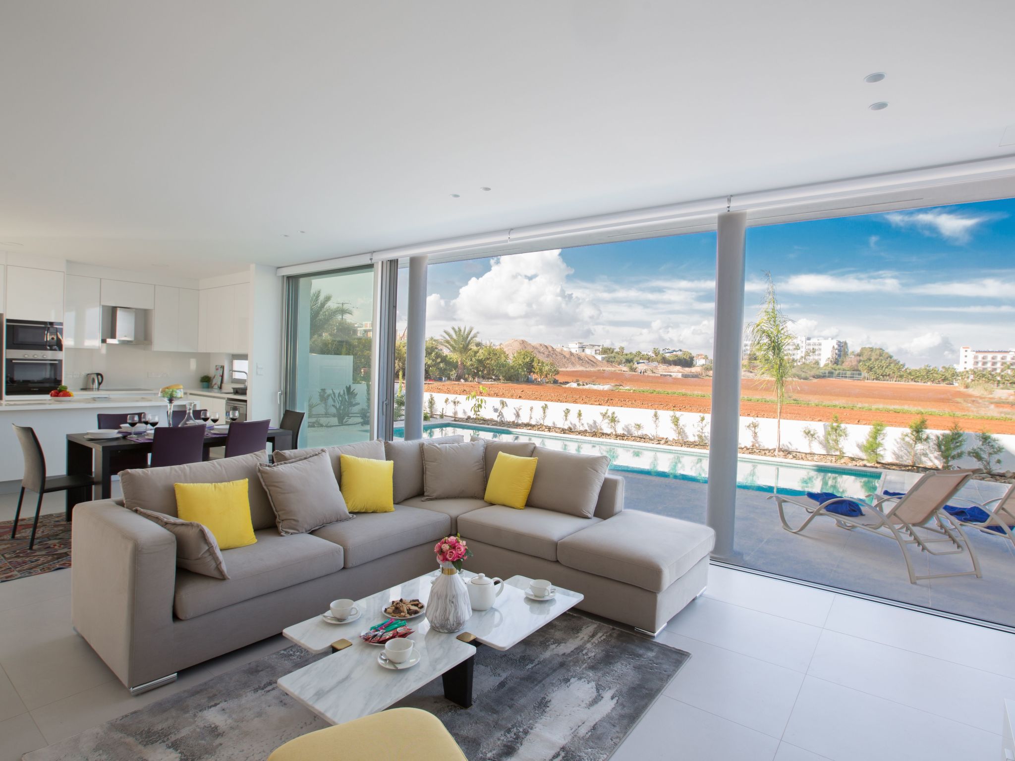 3-Schlafzimmer-Villa mit Pool, Dachgarten, Meerblick-Image-tags.info