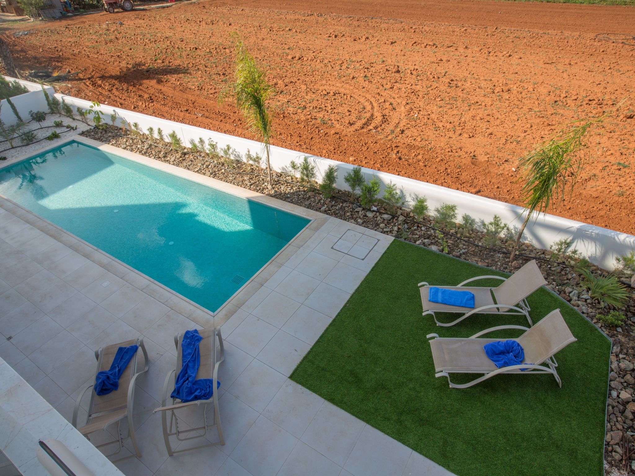 3-Schlafzimmer-Villa mit Pool, Dachgarten, Meerblick-Image-tags.info